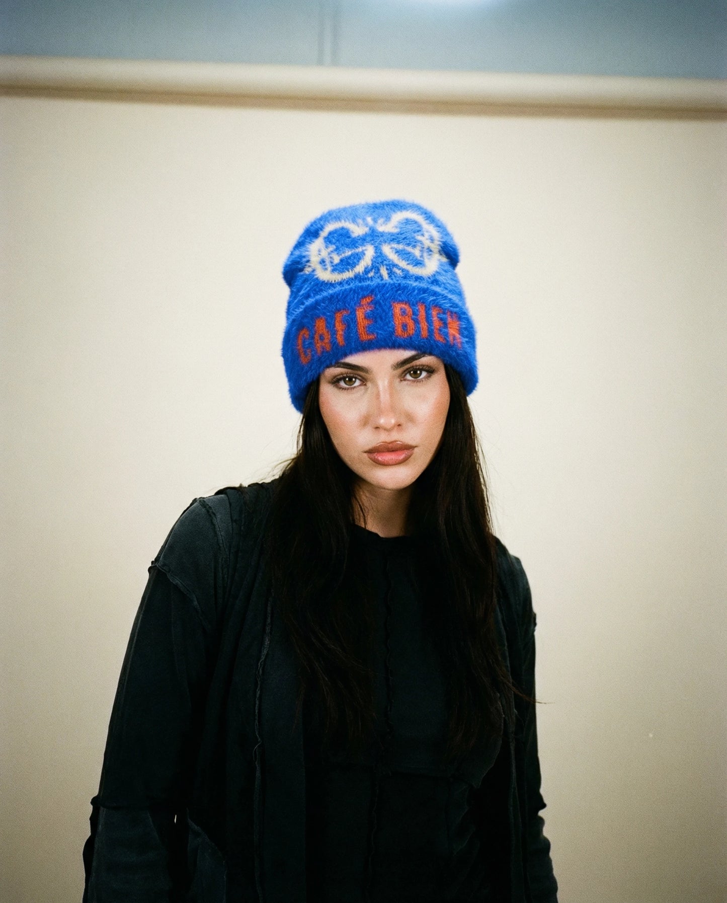 030 Café Bien Mohair Beanie