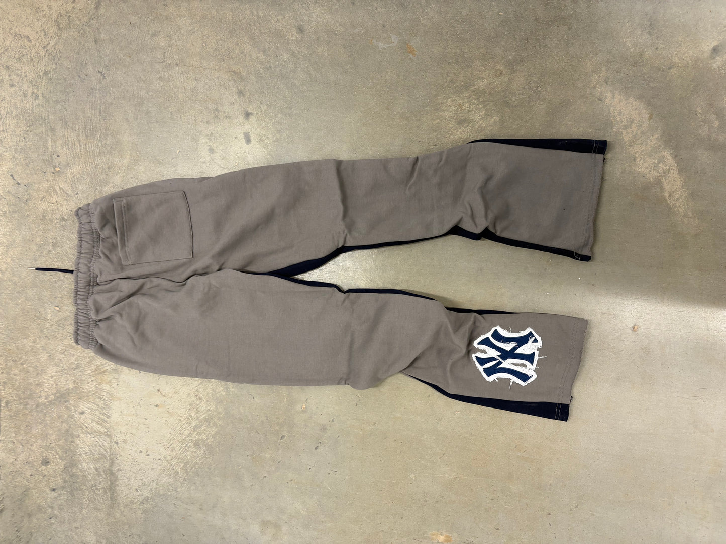 081 Concrete Jungle – Brooklyn Panel Sweatpant